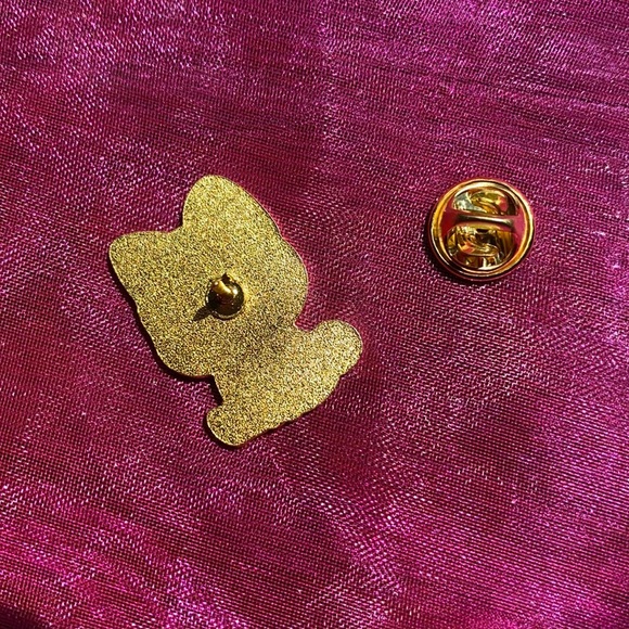 Celestial Gem Cat Enamel Pin - Picture 4 of 5